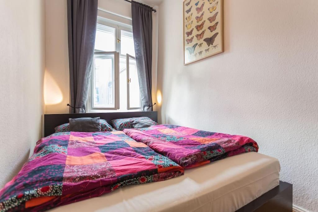 Zentrale Altbauwohnung Im Helmholtzkiez Berlin Zewnętrze zdjęcie